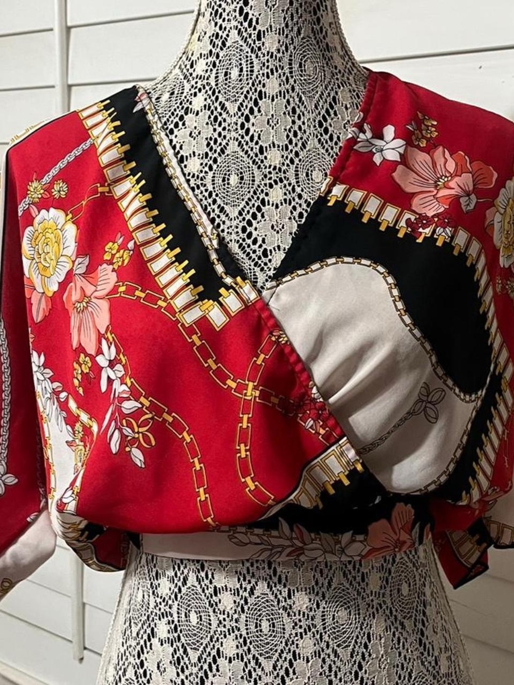 Red Floral Chain-Print Wrap Crop Top by